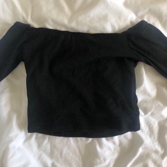 Off shoulder long sleeve rubbed shirt top - Picture 3 of 3